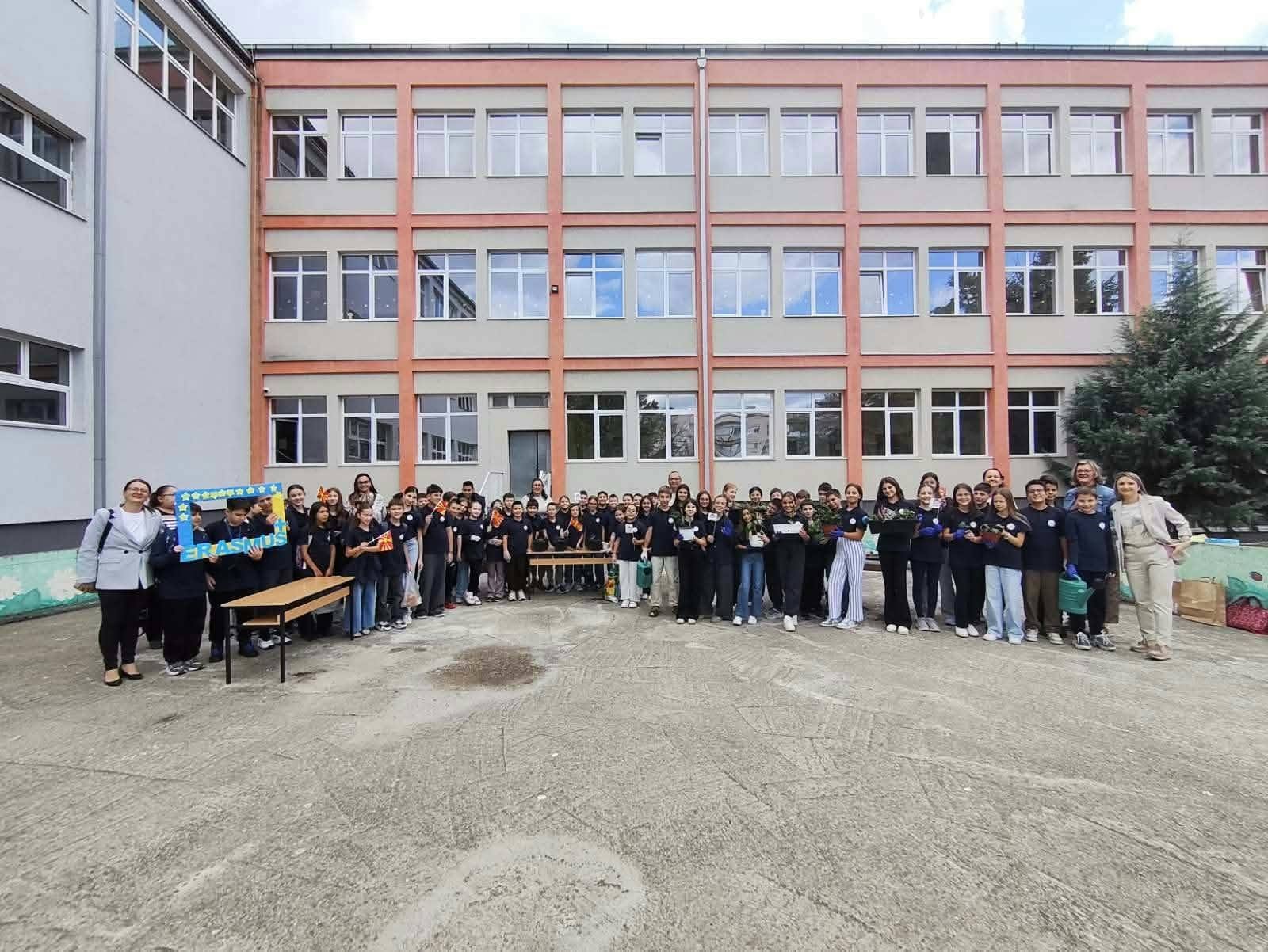 School community taking part in the project